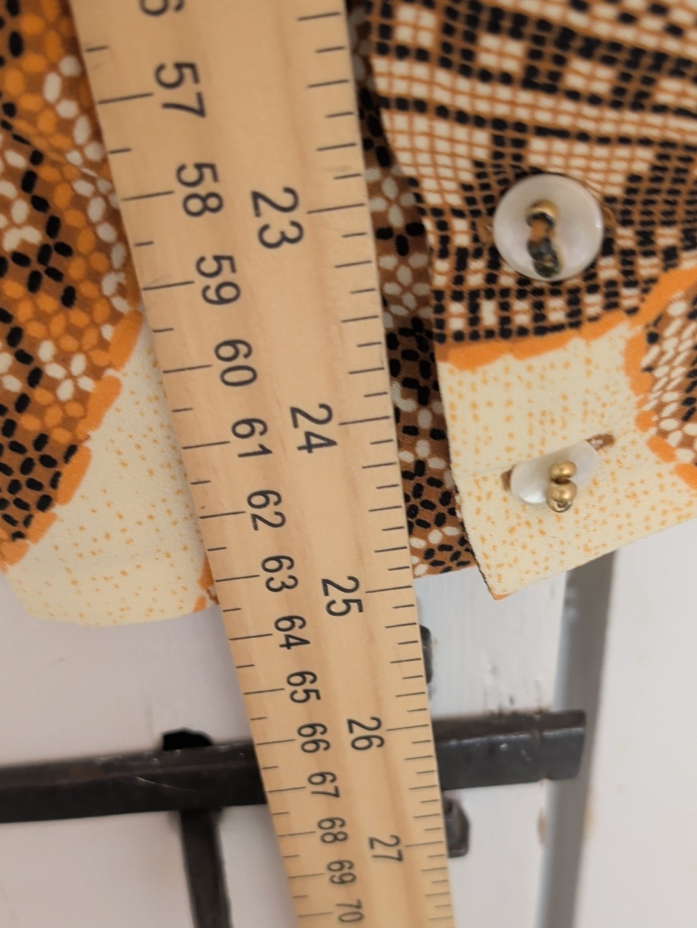 Rachel Zoe Blouse Brown Cream Tan Aztec Swirl-Print Long Gathered Sleeve L Top - Picture 11 of 15